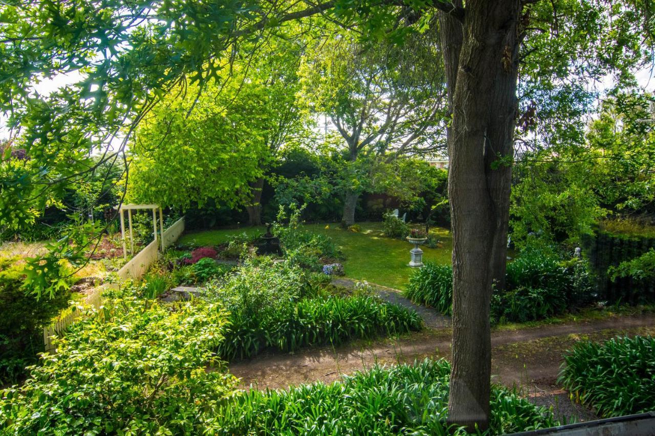 Heytesbury House Bed & Breakfast Cobden Exterior photo