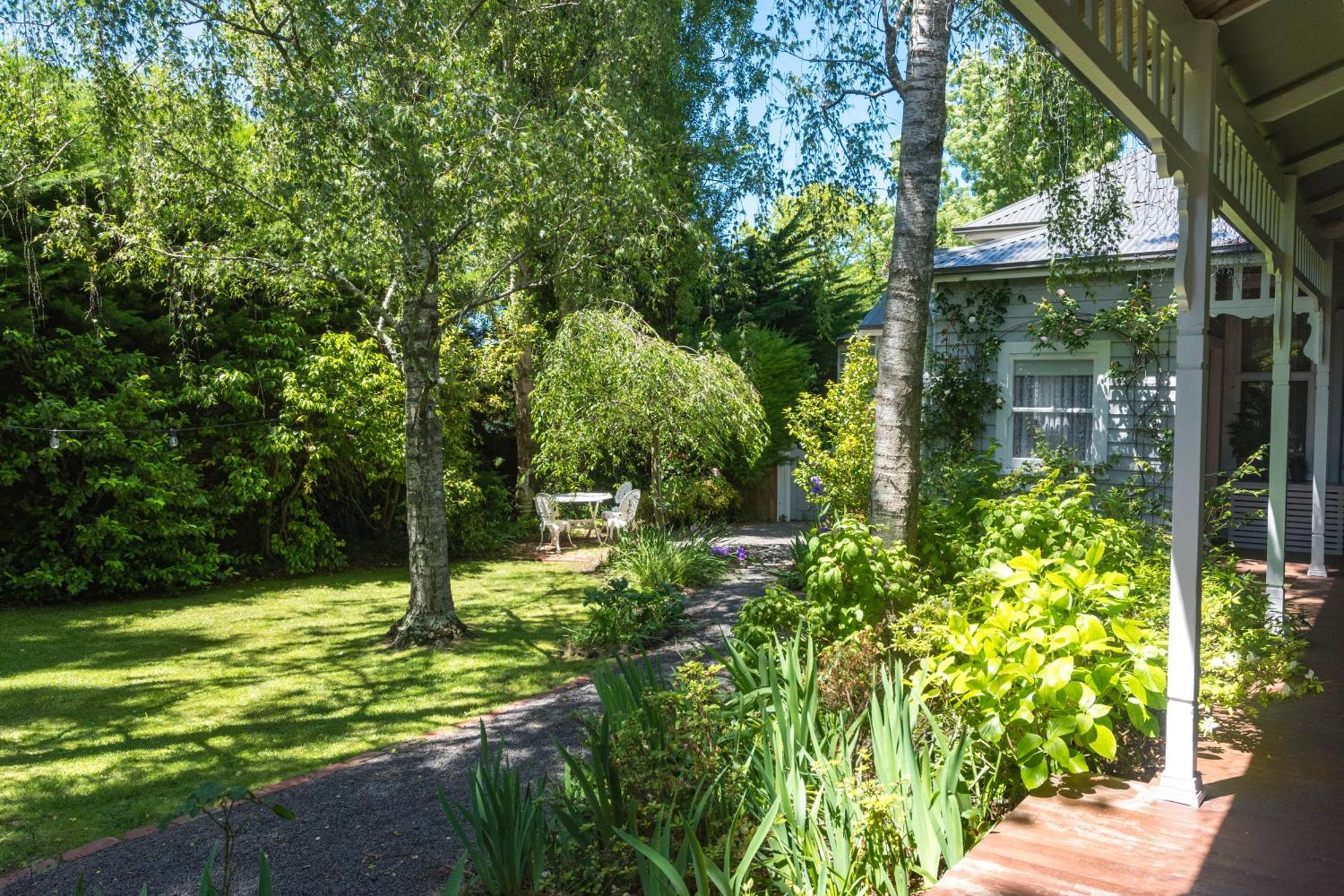 Heytesbury House Bed & Breakfast Cobden Exterior photo