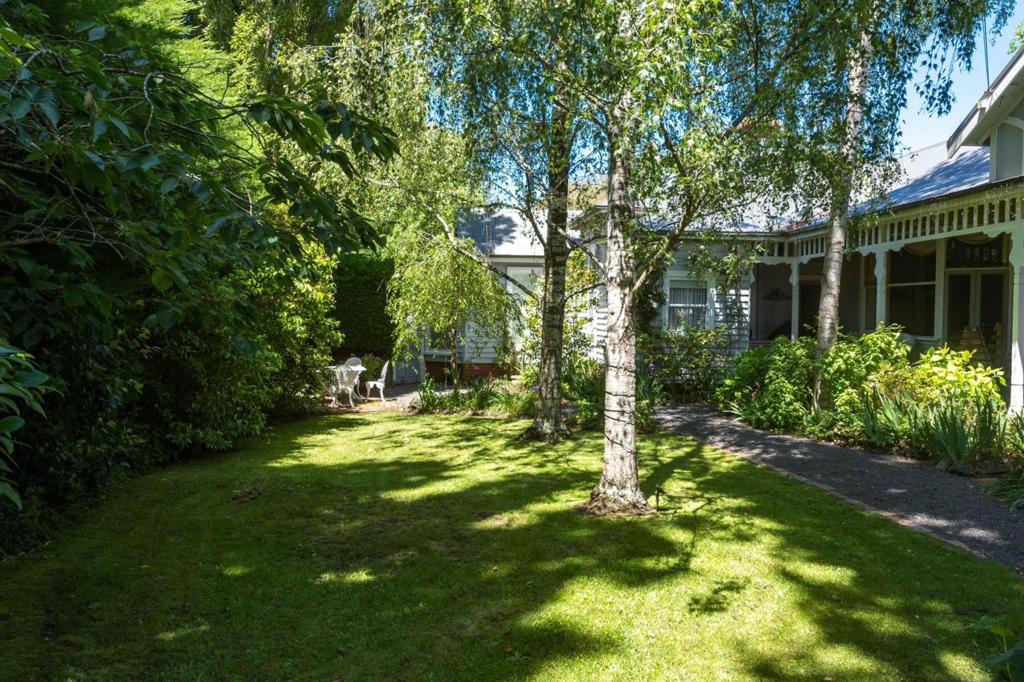 Heytesbury House Bed & Breakfast Cobden Exterior photo