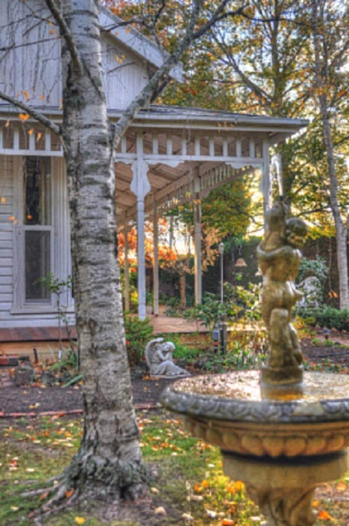 Heytesbury House Bed & Breakfast Cobden Exterior photo